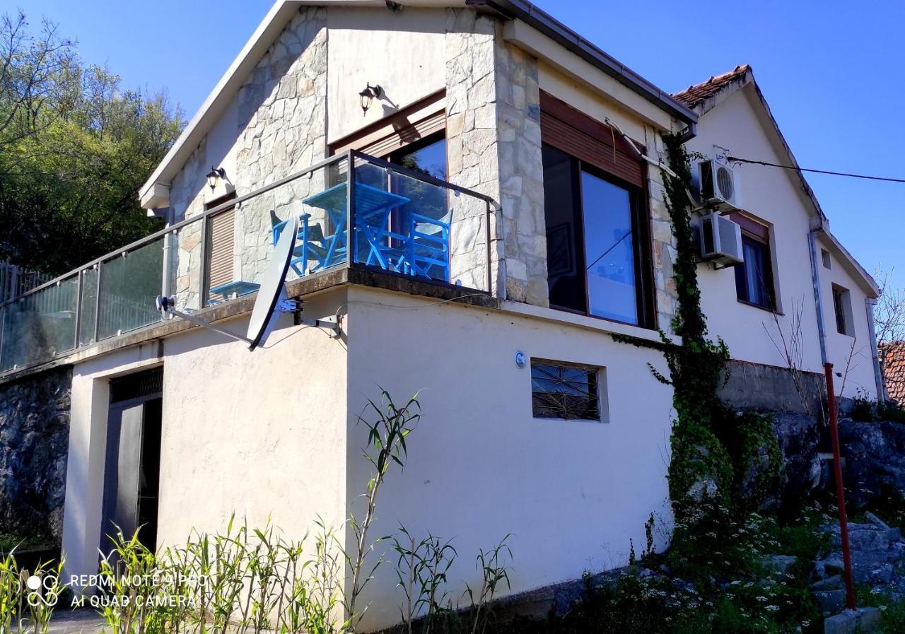 Holiday Home Haustor With Skadar Lake View Podgorica Exterior photo