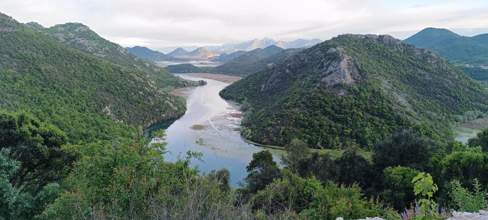 Holiday Home Haustor With Skadar Lake View Podgorica Exterior photo