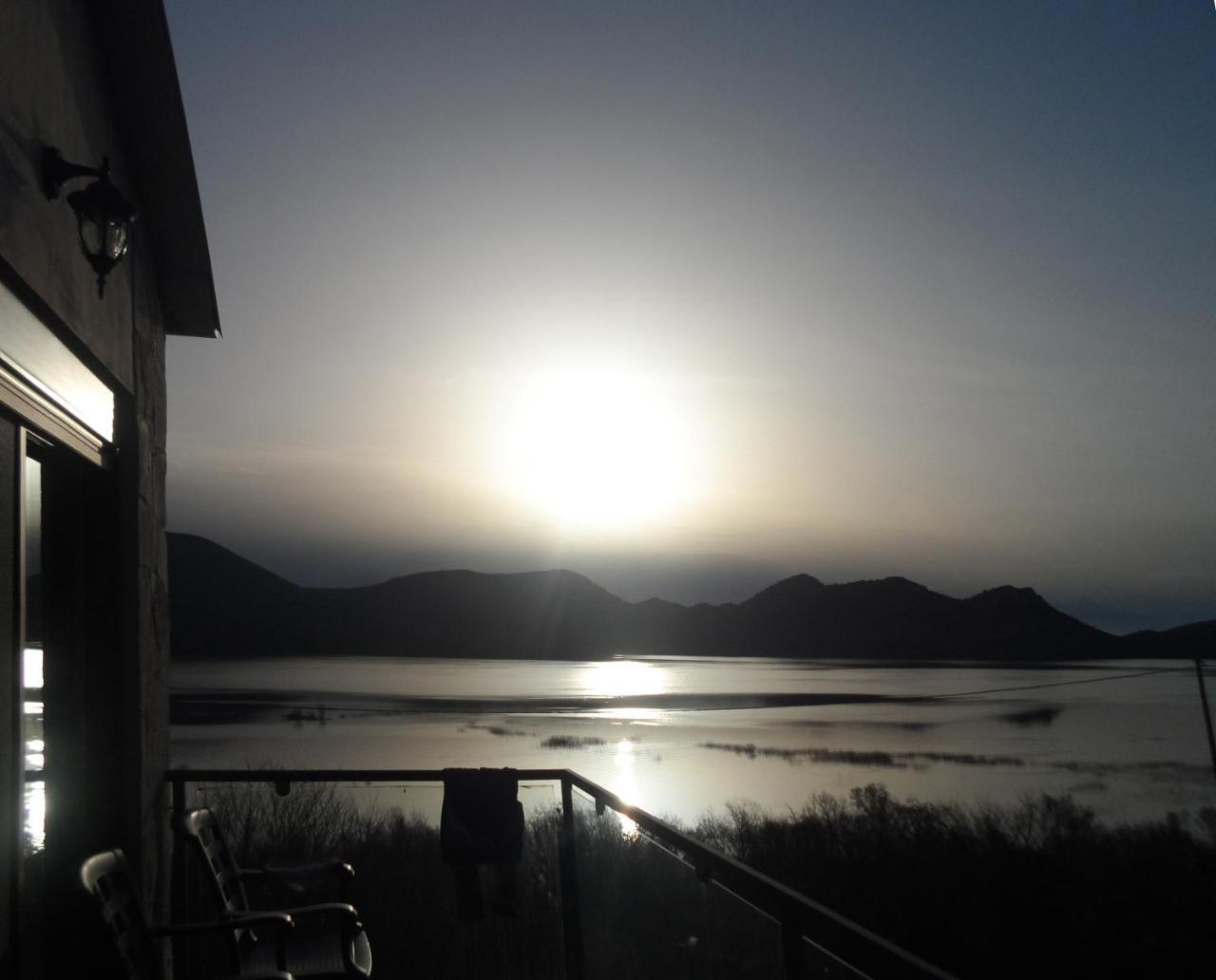 Holiday Home Haustor With Skadar Lake View Podgorica Exterior photo